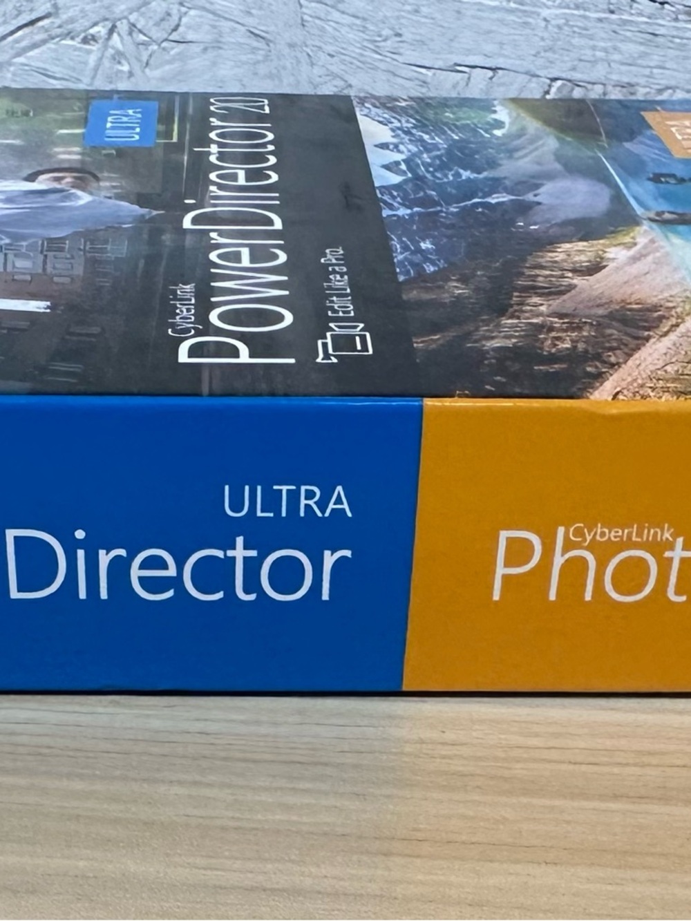 PowerDirector 20 & PhotoDirector 13 Ultra Bundle - Black - Picture 3 of 7